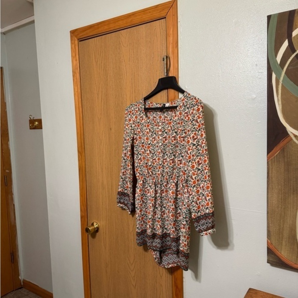 Divided H&M Size 8 w/Floral Print Long Sleeve Romper w/Pockets - EUC